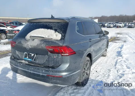 2019 Volkswagen Tiguan 2.0T Se/2.0T Sel/2.0T Sel R-Line/2.0T Sel R-Line Black z USA, uszkodzony, nr VIN 3VV2B7AX5KM024061